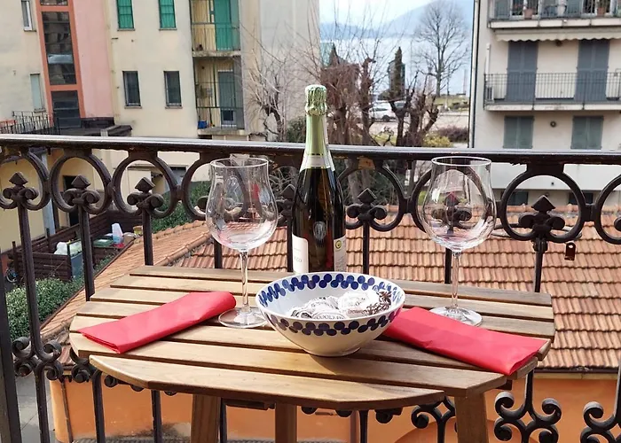 La Casa Sul Porto Laveno-Mombello