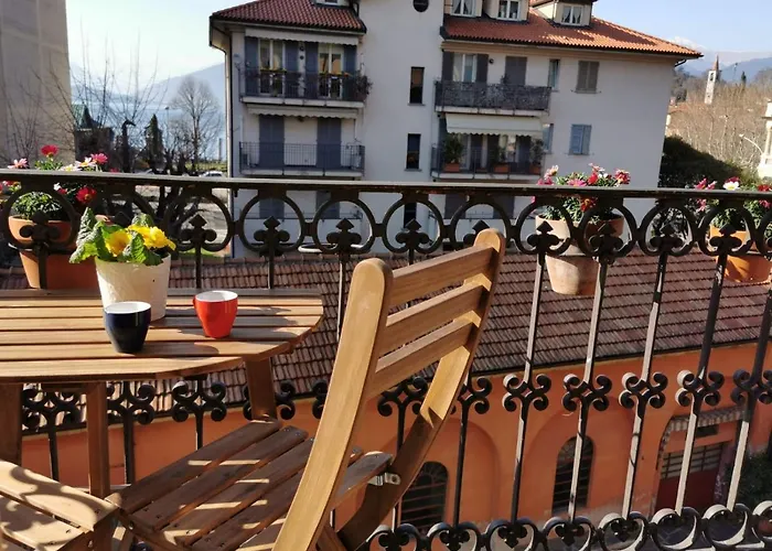 La Casa Sul Porto Laveno-Mombello